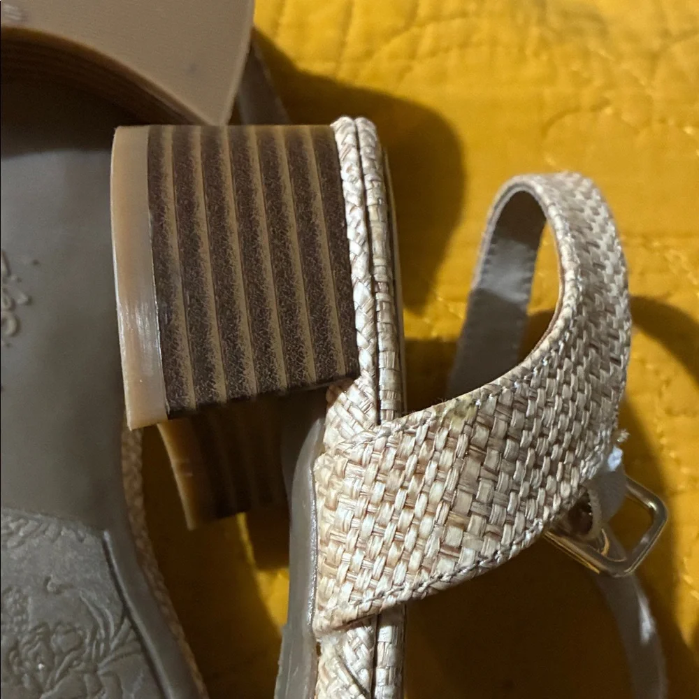 Life Stride Beige Strappy Woven Flat Sandals